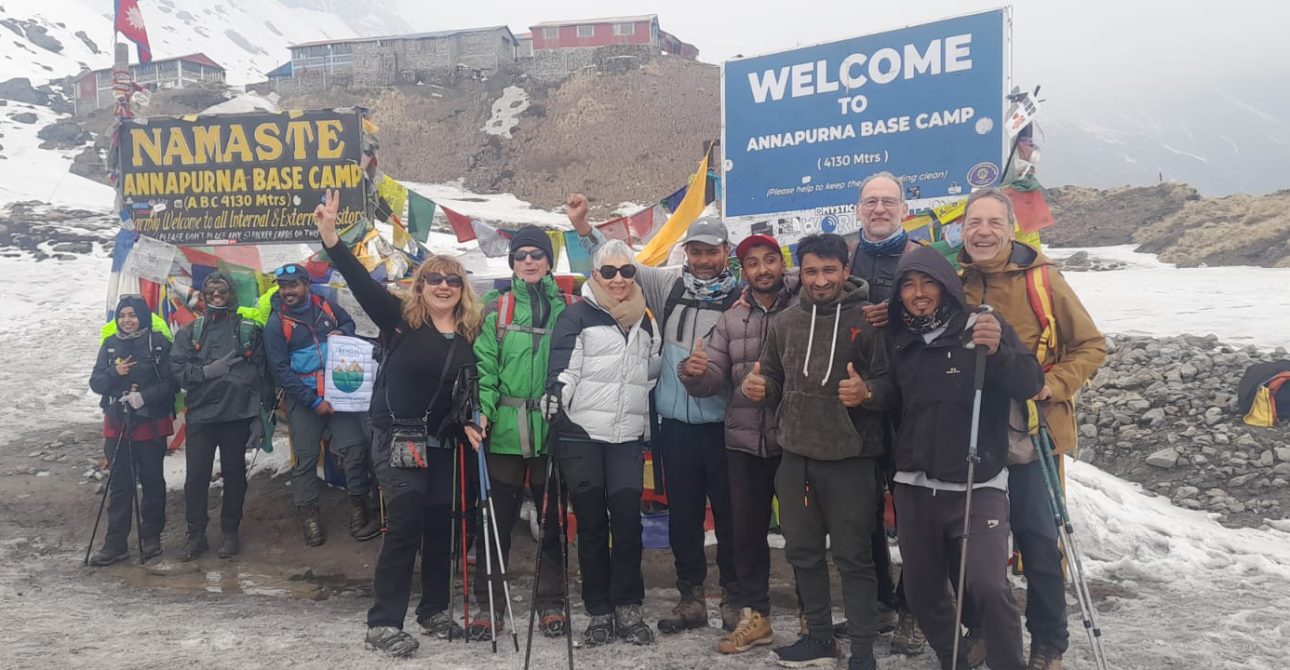 Sur les Sentiers de l’Annapurna : Une Odyssée Népalaise avec l’Équipe Française